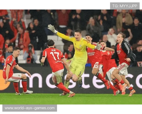 特鲁宾在门线上单手捞出必进头球：那一秒，比赛定格在勇气与技艺之间